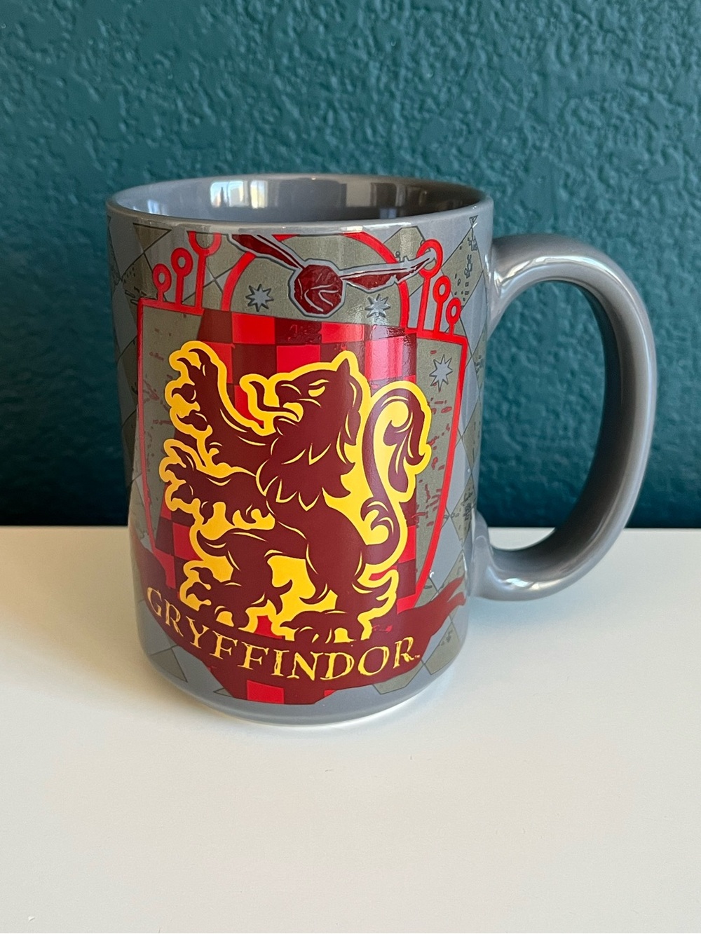 Harry Potter Gryffindor Ceramic Coffee Mug by Zak! Designs Grey Wizarding World